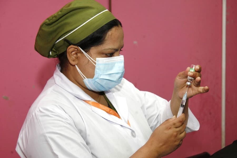 Experts suggest examining measles vaccine's efficacy in immunised children