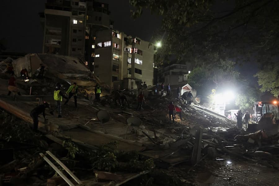 Thousands feared dead after two major earthquakes strike Venezuela