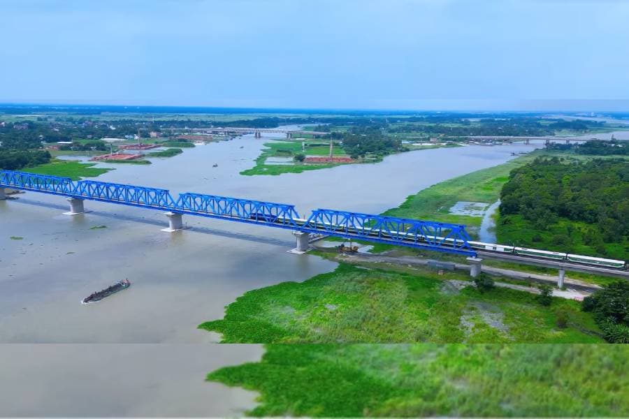 Railroad on Padma built with robust flood resistance capabilities