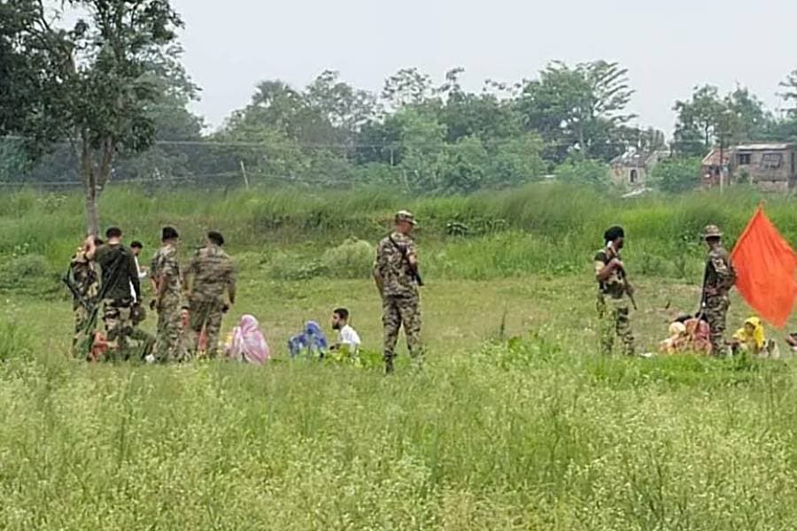 Dinesh Trivedi says border issues will be resolved ‘soon’ as he starts Dhaka mission