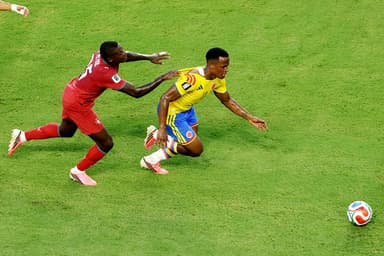 Colombia top group after goalless draw with Portugal