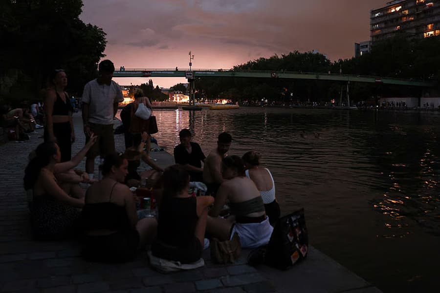 France records 1,000 excess deaths during record-breaking heatwave