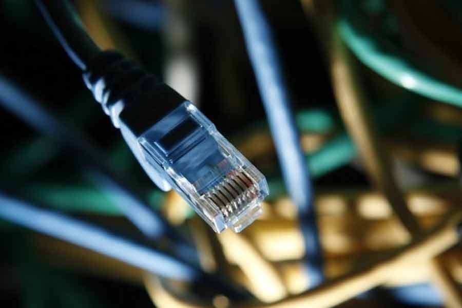 Internet users jump by 2.65m in May