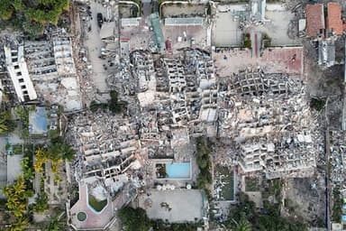 Venezuela quake death toll nears 1,500
