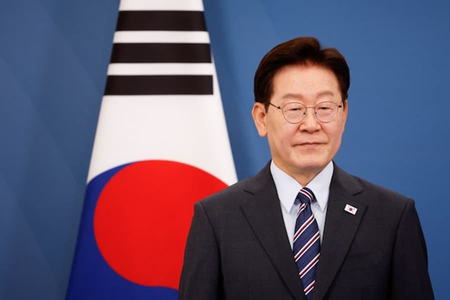 South Korea unveils $576 billion AI-chip investment powered by Samsung, SK Hynix