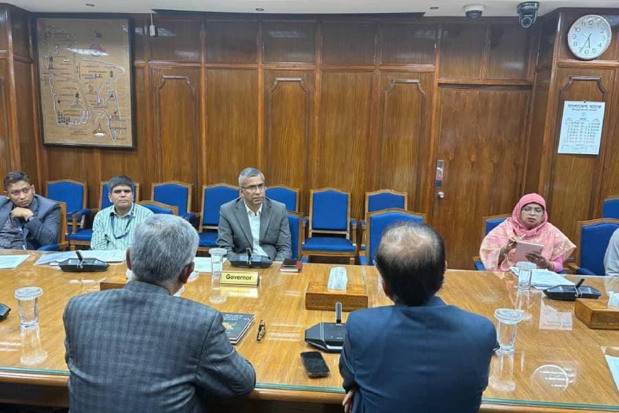 CSE delegation meets BB chief, discusses strengthening capital market
