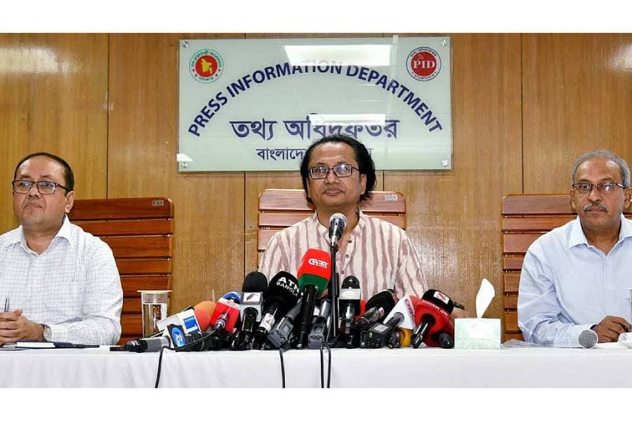 Adviser Zahed urges media to comply with court order on Hasina’s statements