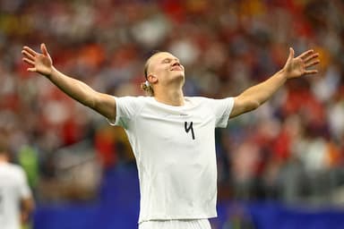 Haaland the hero again as Norway edge Ivory Coast to advance at World Cup