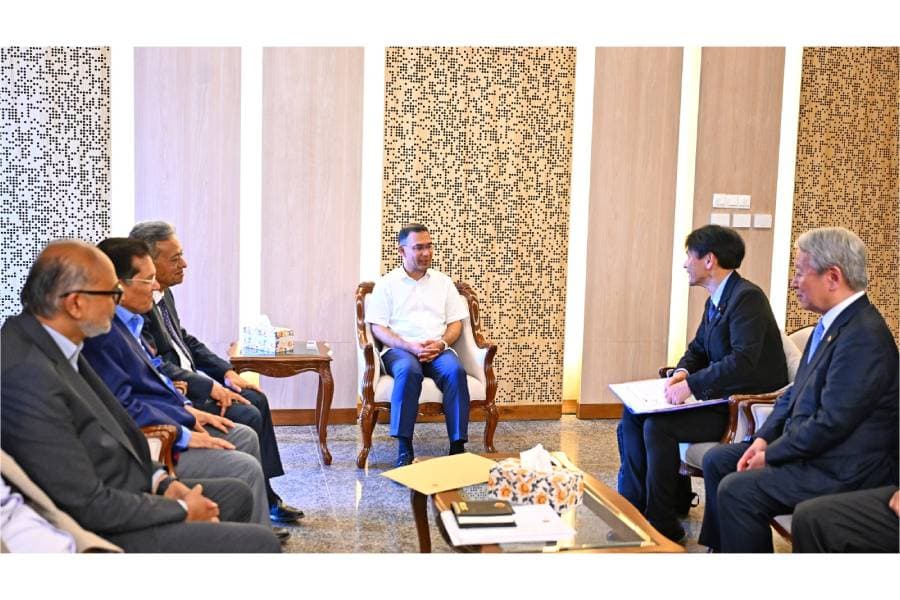 PM hopes Dhaka airport’s 3rd terminal to be ready by December