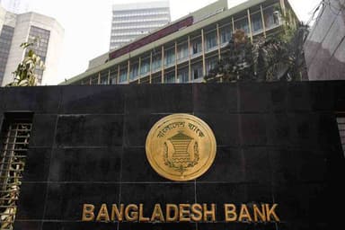 Bangladesh Bank offers full interest waiver to help lenders recover defaulted loans