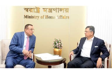 Palestinian envoy urges Bangladesh to introduce on-arrival visas for students
