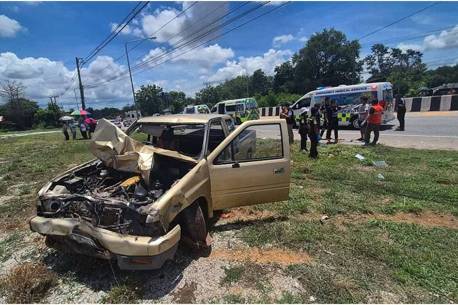 Eight monks killed in Thailand after 11-year-old boy crashes truck