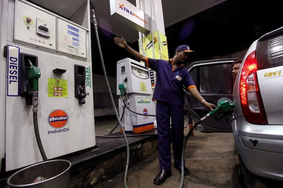 India seeks to quell public backlash on ethanol-mixed fuel after 'experiment' remark