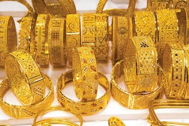 Gold prices drop as Bajus revises rates