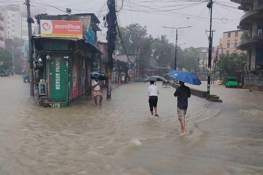 Waterlogging in Chattogram after port city sees 330mm of rain