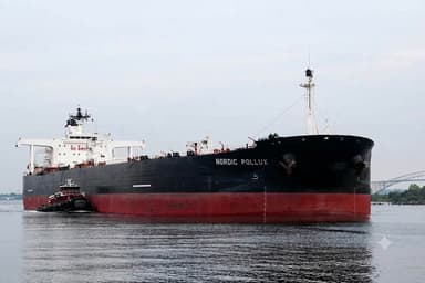 Ship stuck in Hormuz for 112 days arrives in Bangladesh