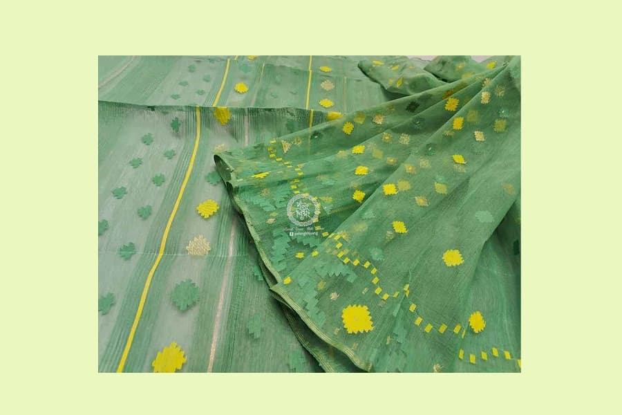 Designer Jamdani stores for custom Sarees